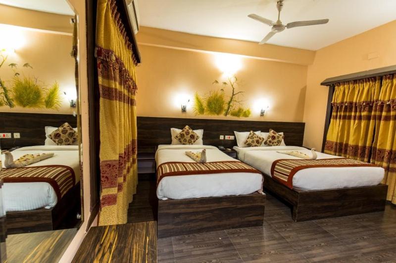 Hotel Royal Safari צ'יטוואן מראה חיצוני תמונה